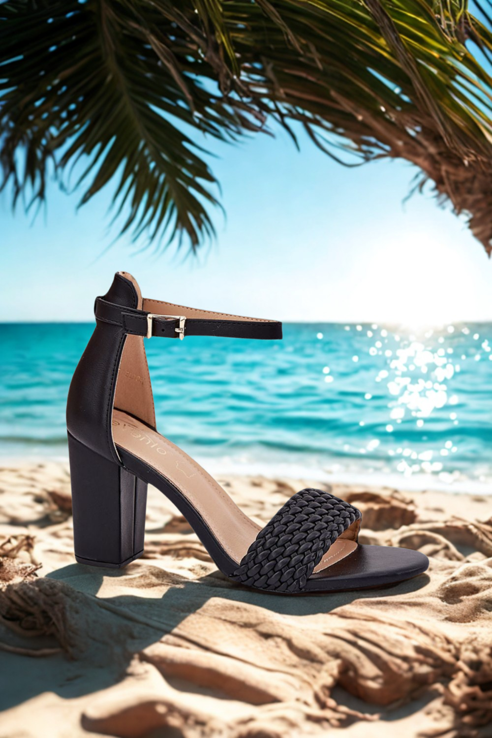Elegante Zwarte Hak-Sandalen – Perfect voor Zwoele Ibiza Avonden