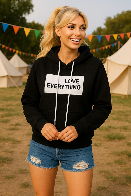LOVE EVERYTHING Hoodie – Zwart