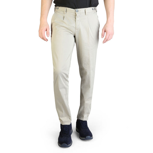 Yes Zee Broek